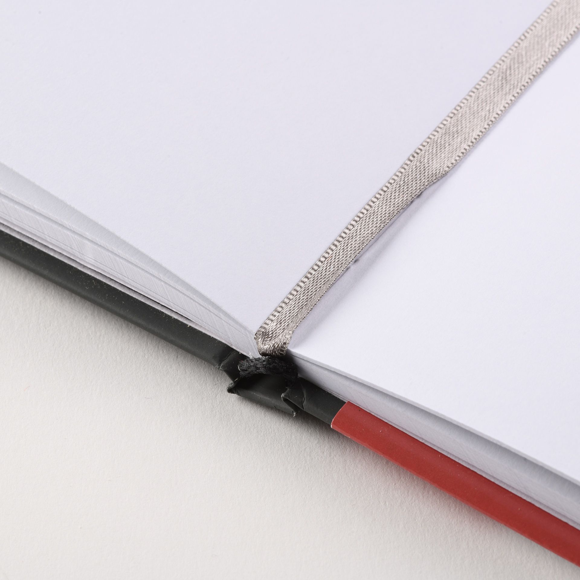 Graduate luonnoskirja Manga 14x21,6cm 200g(80)