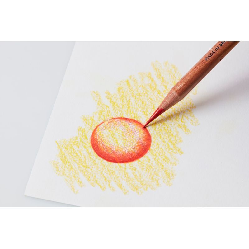 Derwent Lightfast 12 värikynälajitelma